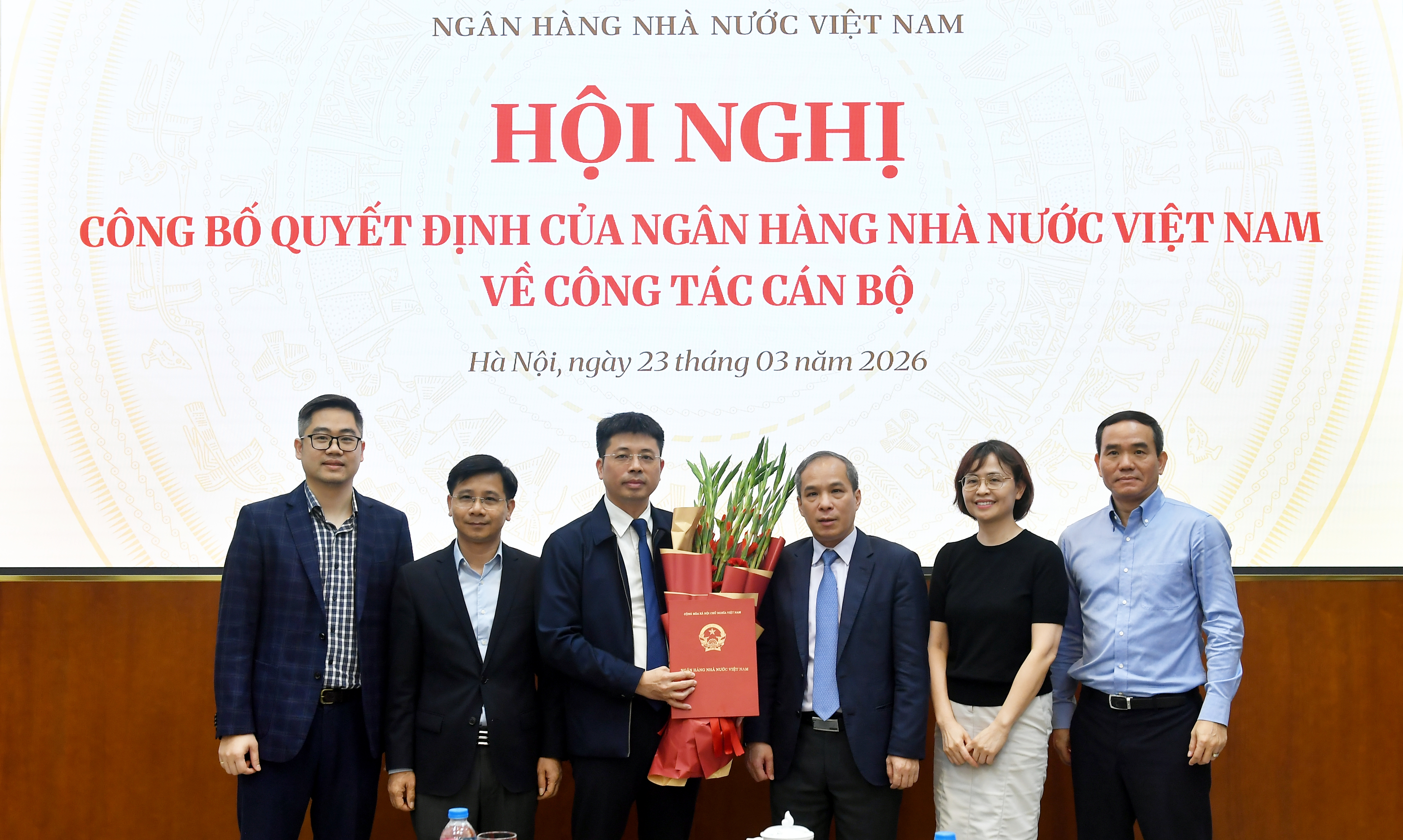 23.3 2Công bố quyết định bổ nhiệm Phó Cục trưởng Cục An toàn hệ thống các tổ chức tín dụng.jpg